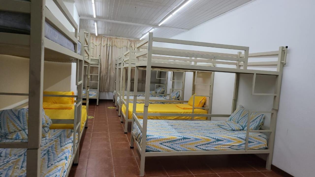 Hostel Manuel Antonio Park Jungle ภายนอก รูปภาพ