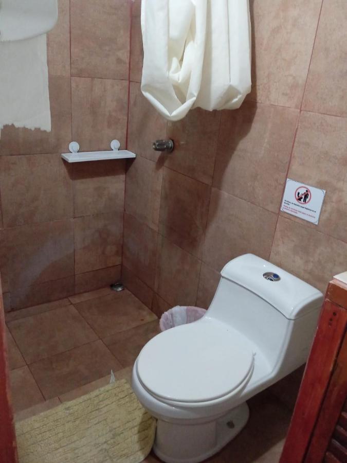 Hostel Manuel Antonio Park Jungle ภายนอก รูปภาพ